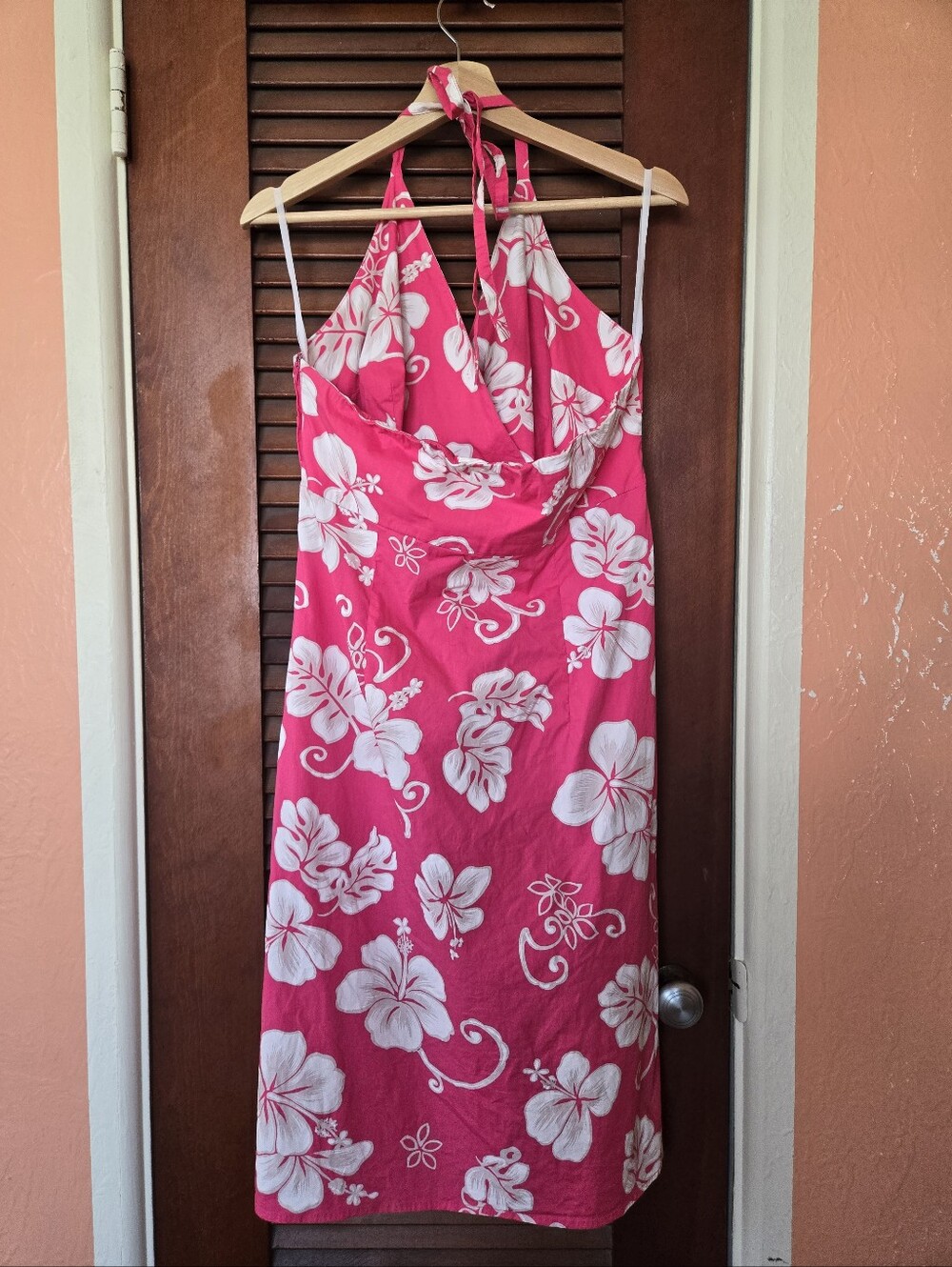 New York & Company Backless Pink Dress With White Tropical Flowers Plus Size 16 - Picture 2 of 8